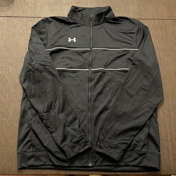 Under Armour Jackets & Blazers - NWT Under Armour Full Zip Jacket in Women’s Large